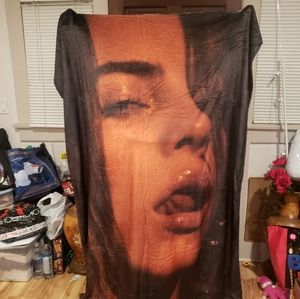 🔥🔥Billie eilish flannel blanket🔥🔥🔥